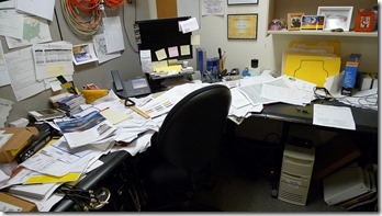 messy-desk